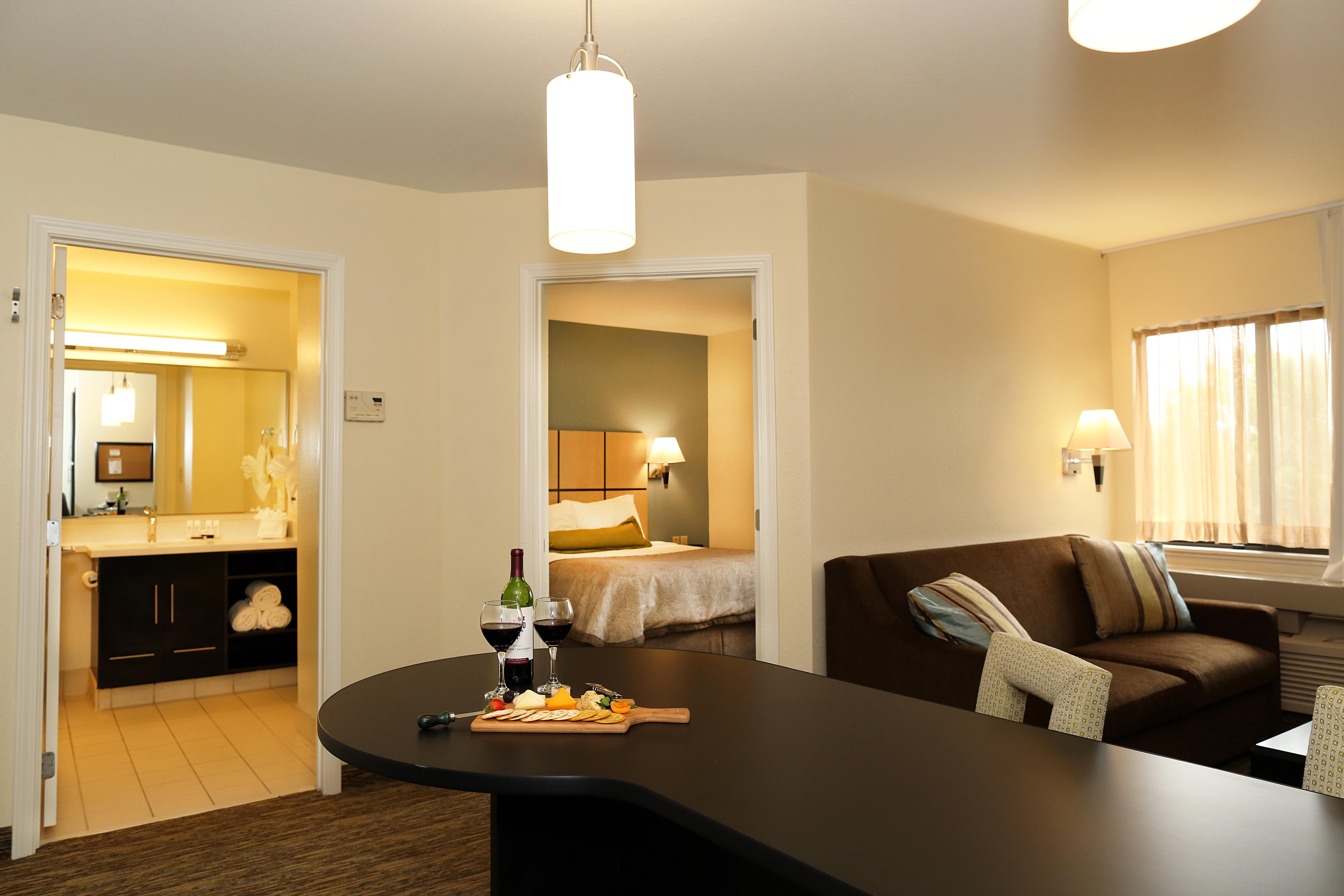 Hotel Candlewood East By Ihg