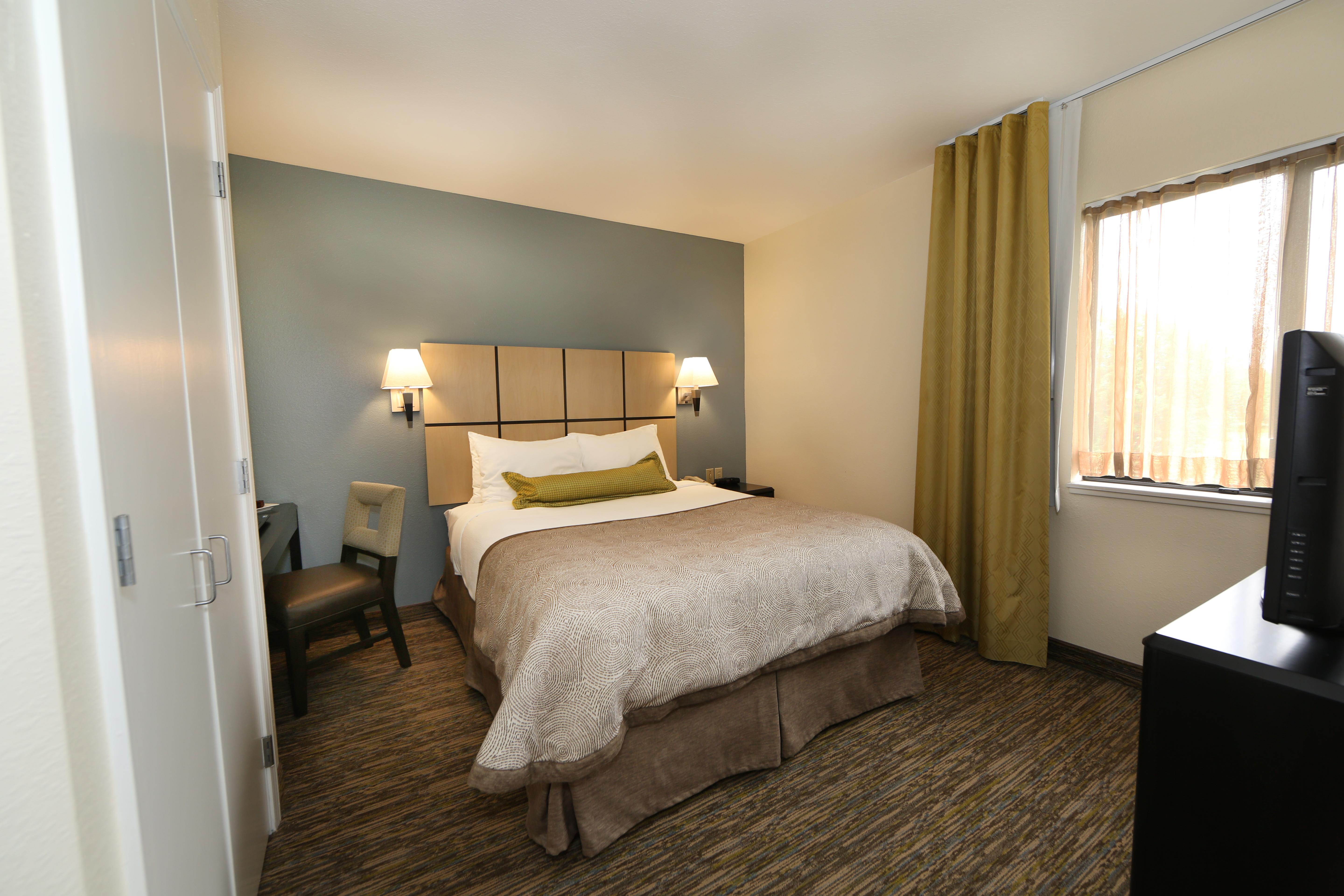 Candlewood East By Ihg