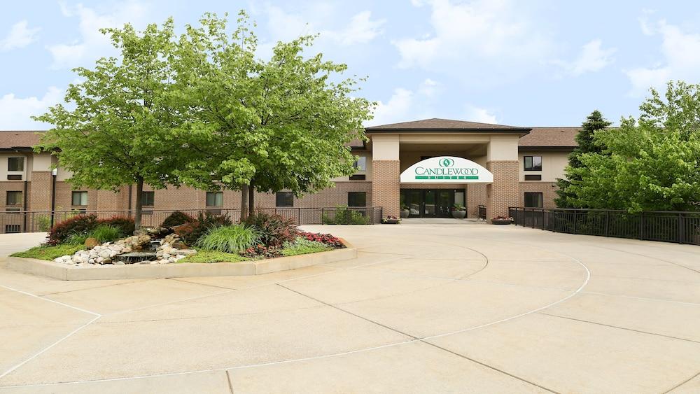 Hotel Candlewood East By Ihg Lansing